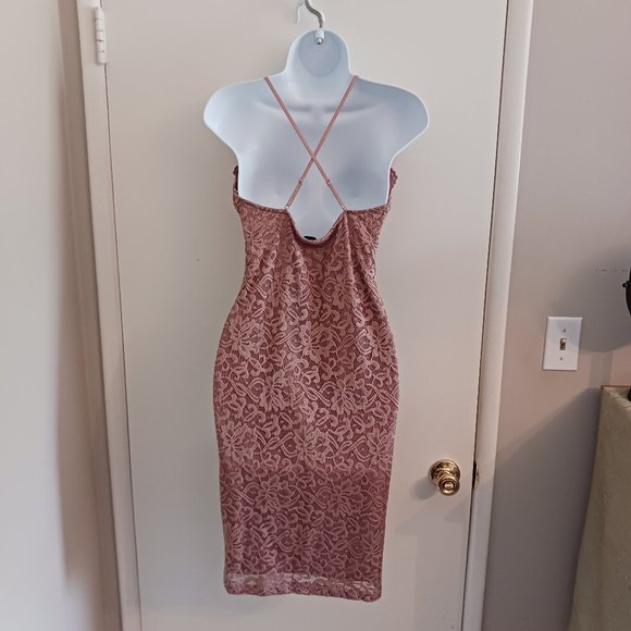 NWOT - G by Guess Bodycon Dress - Blush Floral Stitch - Picture 5 of 9